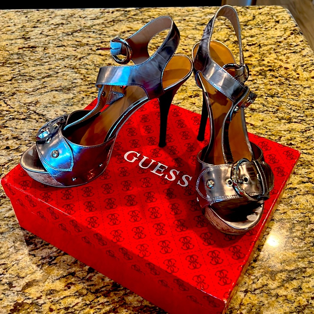 Guess 8.5 GWFUME pewter leather